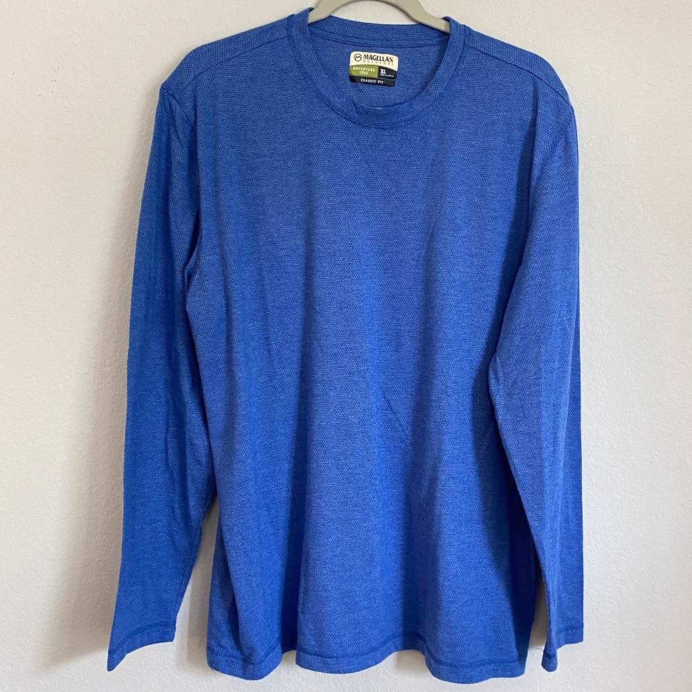 🆓 free item with purshase. 👕Magellan Outdoors classic fit long sleeve shirt
